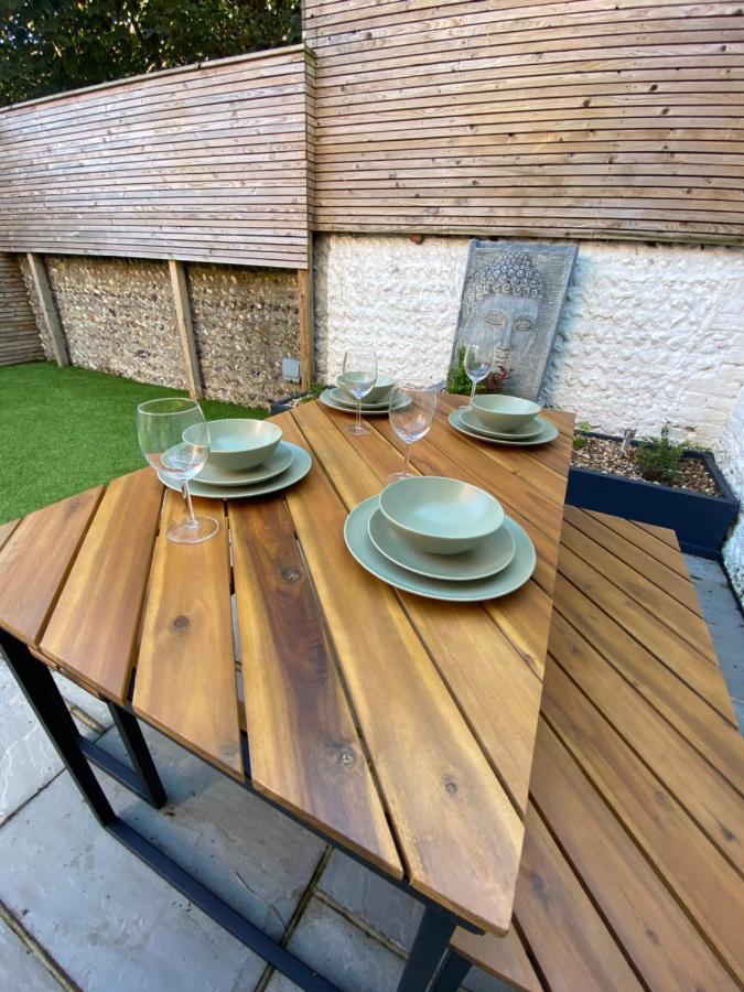 Stylish 2 Bedroom Cottage, Close To Town Centre Worthing Eksteriør billede